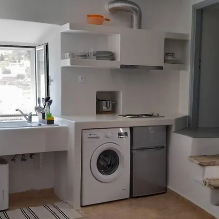 Antigonis Traditional House In Lefkes Village Apartamento